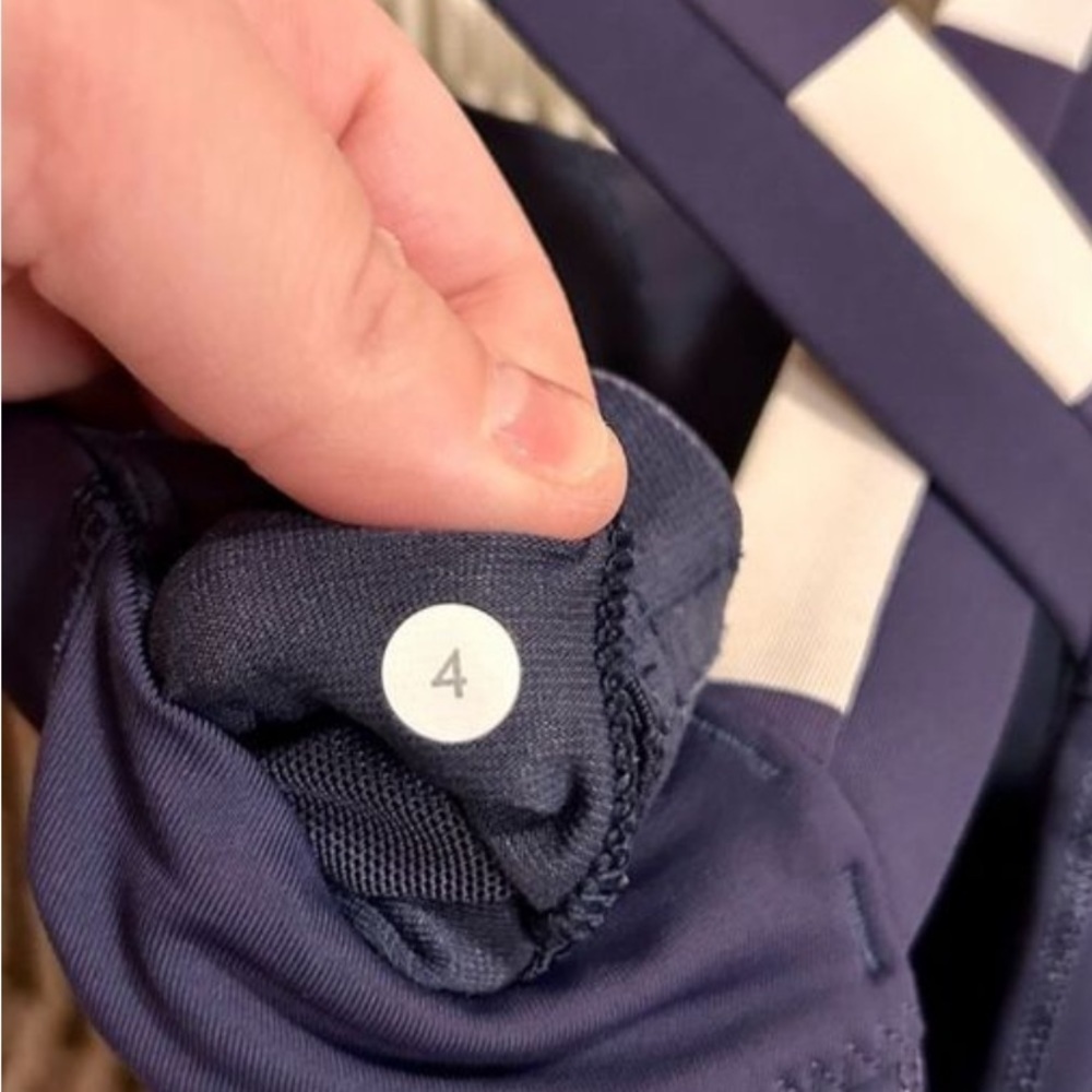 Lululemon Stuff your bra tank 2 - Picture 5 of 7